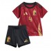 Belgio Wout Faes #4 Prima Maglia Bambino Europei 2024 Manica Corta (+ Pantaloni corti)